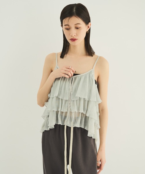 MERLOT（メルロー）の「2wayティアードキャミソール（キャミソール・レディース・ゴールド/シルバー・FREE）」の4枚目の写真