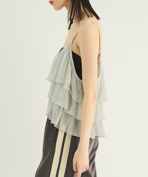 MERLOT（メルロー）の「2wayティアードキャミソール（キャミソール・レディース・ゴールド/シルバー・FREE）」の8枚目の写真