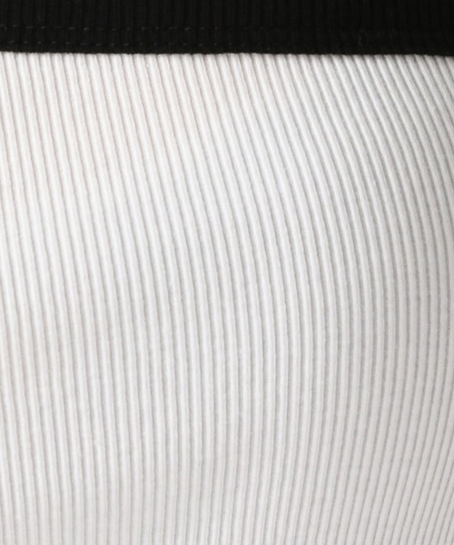 FOREVER 21(フォーエバー トゥエンティーワン)の「【2024SS】バイカラーワンショルタンク(タンクトップ・レディース・ブラック/オフホワイト・MEDIUM/SMALL)」の16枚目の写真