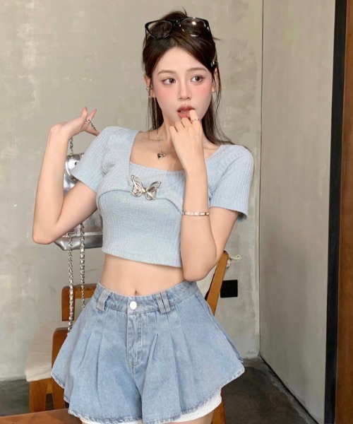 .KOM（ドットコム）の「A'GEM/9 × .kom 『.KOM/ドットケーオーエム』 蝶チャーム トップス（その他トップス・レディース・ライトブルー・FREE）」の12枚目の写真