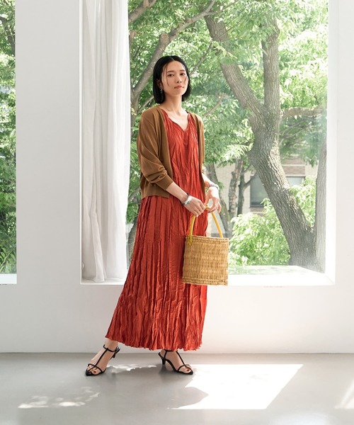 STYLE DELI（スタイルデリ）の「クリンクルニュアンスワンピース（ワンピース・レディース・オレンジ系その他/ブルー系その他・MEDIUM/SMALL）」の20枚目の写真