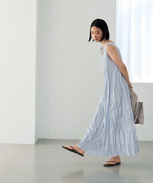 STYLE DELI（スタイルデリ）の「クリンクルニュアンスワンピース（ワンピース・レディース・オレンジ系その他/ブルー系その他・MEDIUM/SMALL）」の11枚目の写真