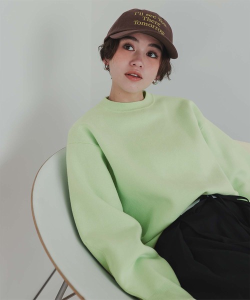 titivate(ティティベイト)の「スウェットライククルーネックニット(ニット/セーター・レディース・ブラック/アイボリー/イエロー/グレー/ライトグリーン/レッド/ホワイト系その他/キャメル/ライトピンク/ネイビー・FREE)」の6枚目の写真