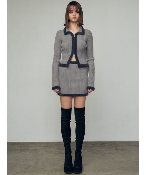 EMODA（エモダ）の「シャギーエッジミニマルスカート（スカート・レディース・ベージュ/ネイビー/グレー/ブラック・FREE）」の14枚目の写真