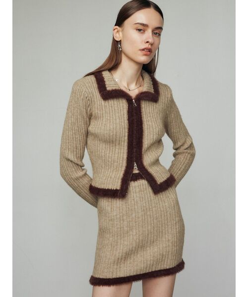 EMODA（エモダ）の「シャギーエッジミニマルスカート（スカート・レディース・ベージュ/ネイビー/グレー/ブラック・FREE）」の15枚目の写真