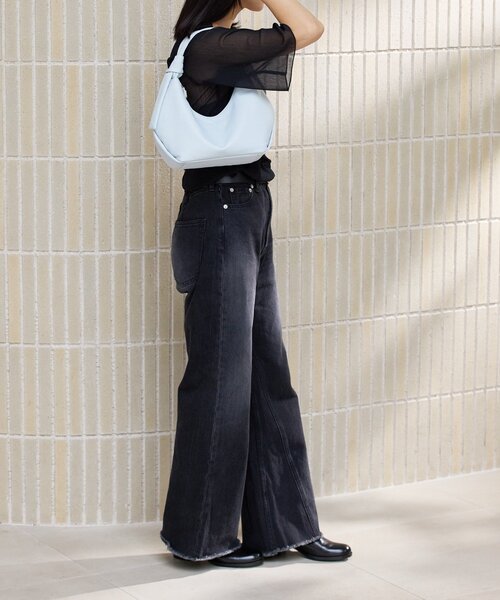 【美品•未使用】gemeilジェムイルノットワンハンドルバッグブラック ノットワンハンドルバッグ(CE-1356)（ショルダーバッグ）｜gemeil