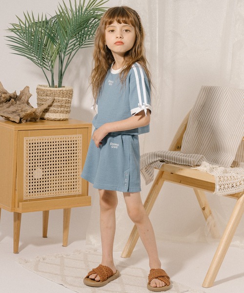 URBAN CHERRY（アーバンチェリー）の「【さらっと触感】ワッフルサイドリングボタンデザインショートパンツ（その他パンツ・キッズ・ブルー/ブラック/ホワイト・110cm/120cm/130cm/140cm/150cm）」の8枚目の写真