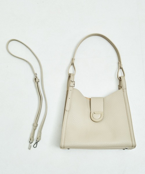 ORiental TRaffic(オリエンタルトラフィック)の「センターベルトハンドバッグ BA-235(ハンドバッグ・レディース・ブラック/グレー/キャメル・フリ-)」の4枚目の写真