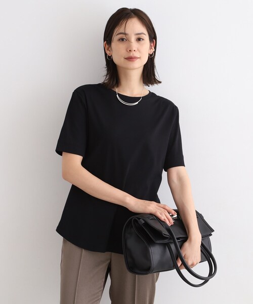 INDIVI（インディヴィ）の「◆【洗える/コットン100%】裾デザイン大人Tシャツ（Tシャツ/カットソー・レディース・ピンク系1/ブルー系その他/ホワイト/ダークオリーブ/ブラック・38/19/15 /13/05）」の2枚目の写真