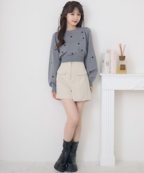 ems excite（エムズエキサイト）の「アソート刺繍NTPO（ニット/セーター・レディース・ピンク/ダークグレー/ナチュラル/アイボリー・FREE）」の22枚目の写真