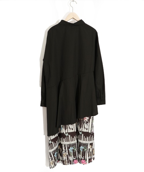 iS ScoLar（イズスカラー）の「543227：花と楽器柄アシンメトリー 切替ワンピース（シャツワンピース・レディース・ブラック/オレンジ・M）」の12枚目の写真