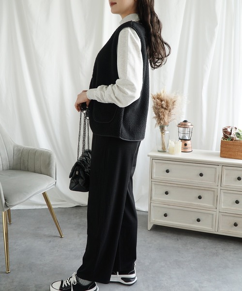 aimoha（アイモハ）の「ポケット付きボアベスト（ベスト・レディース・グレー/ブラック/ライトベージュ・FREE）」の8枚目の写真