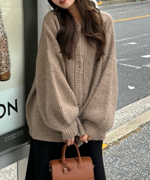 Auntie Rosa(アンティローザ)の「【karin】ボリュームニットカーディガン(カーディガン/ボレロ・レディース・ブルー/ベージュ・FREE)」の2枚目の写真