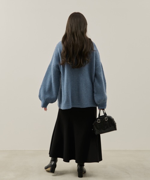 Auntie Rosa(アンティローザ)の「【karin】ボリュームニットカーディガン(カーディガン/ボレロ・レディース・ブルー/ベージュ・FREE)」の11枚目の写真