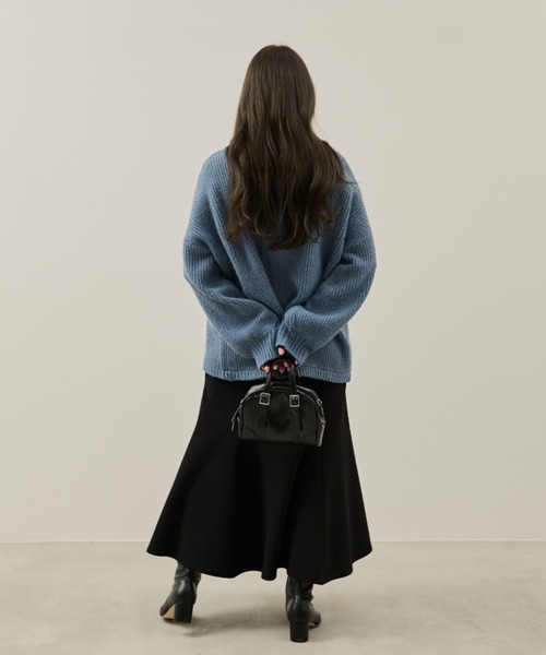 Auntie Rosa(アンティローザ)の「【karin】ボリュームニットカーディガン(カーディガン/ボレロ・レディース・ブルー/ベージュ・FREE)」の12枚目の写真