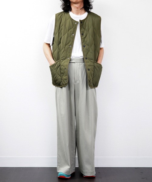 【TAION / タイオン】UNISEX MILITARY BUTTON CREW NECK DOWN VEST（ダウンベスト）｜TAION（タイオン）