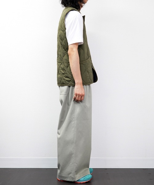 【TAION / タイオン】UNISEX MILITARY BUTTON CREW NECK DOWN VEST（ダウンベスト）｜TAION（タイオン）