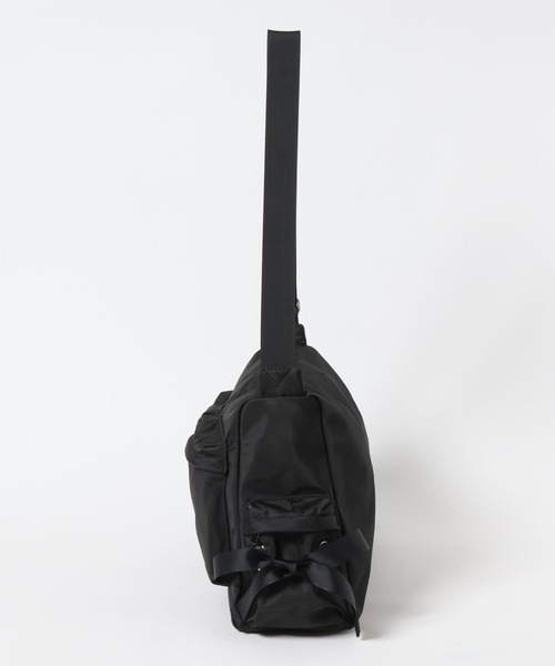 PAGEBOY（ページボーイ）の「リボンショルダーＢＡＧ（ショルダーバッグ・レディース・ブラック/ブルー・FREE）」の8枚目の写真