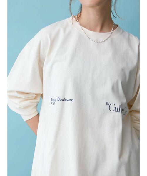 Ungrid（アングリッド）の「【UNISEX/ユニセックス】ヴィンテージウォッシュロゴロングスリーブTee（Tシャツ/カットソー・レディース・ブルー/オレンジ/アイボリー/パープル/ネイビー・SMALL/MEDIUM）」の21枚目の写真