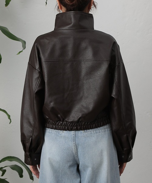 COLONY 2139（コロニートゥーワンスリーナイン）の「フェイクレザーショートブルゾン（ライダースジャケット・レディース・ブラウン/ブラック/アイボリー・FREE）」の10枚目の写真