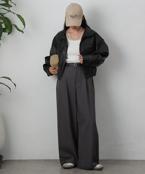 COLONY 2139（コロニートゥーワンスリーナイン）の「フェイクレザーショートブルゾン（ライダースジャケット・レディース・ブラウン/ブラック/アイボリー・FREE）」の4枚目の写真