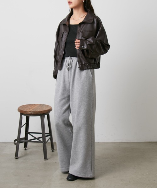 COLONY 2139（コロニートゥーワンスリーナイン）の「フェイクレザーショートブルゾン（ライダースジャケット・レディース・ブラウン/ブラック/アイボリー・FREE）」の20枚目の写真