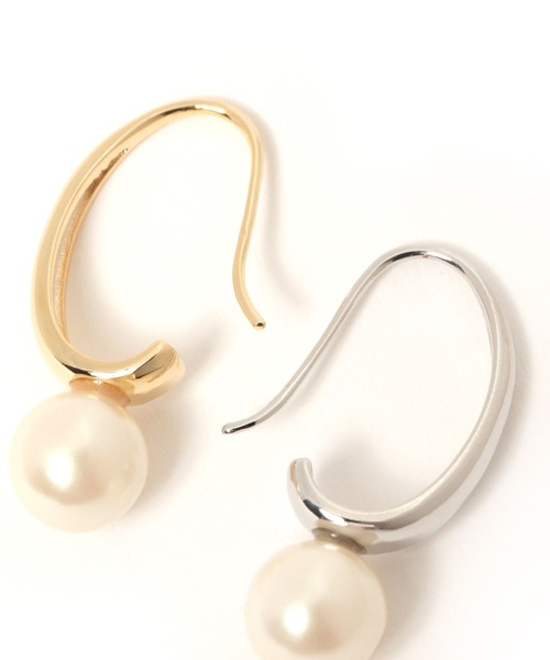 studio CLIP(スタディオクリップ)の「パールフックピアス(ピアス(両耳用)・レディース・その他1/その他2・FREE)」の3枚目の写真