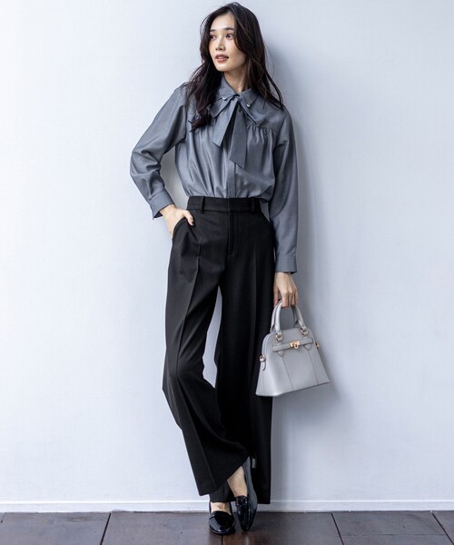 ANY SIS（エニィスィス）の「【23.0~24.0cm】エナメルローファーパンプス（パンプス・レディース・ブラック系/ベージュ系・LARGE/MEDIUM/SMALL）」の21枚目の写真