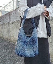 LOSUCA（ロスカ）の「チェック柄ビッグショルダーバッグ / トートバッグ 大容量 スクール オフィスカジュアル 通勤 通学 旅行 マザーズバック ナチュラル フレンチ 大人カジュアル レトロ ヴィンテージ シティガール（ショルダーバッグ）」