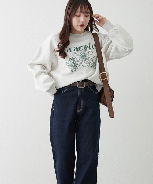 continuer de NICE CLAUP（コンティニューデナイスクラップ）の「裏起毛フラワー刺繍スウェット（スウェット・レディース・オートミール/スミクロ/ネイビー/オフホワイト・FREE）」の8枚目の写真