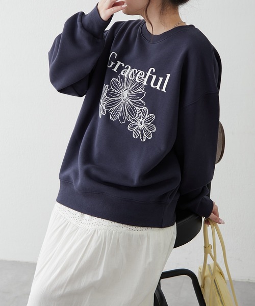 continuer de NICE CLAUP（コンティニューデナイスクラップ）の「裏起毛フラワー刺繍スウェット（スウェット・レディース・オートミール/スミクロ/ネイビー/オフホワイト・FREE）」の17枚目の写真