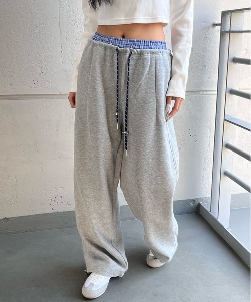 ALLuRing ChaRm(アリュリングチャーム)の「Double Waist Layered Petite Pants / ダブルウエストレイヤードペチパンツ(スウェットパンツ・レディース・グレー/ブラック・S/M)」の5枚目の写真