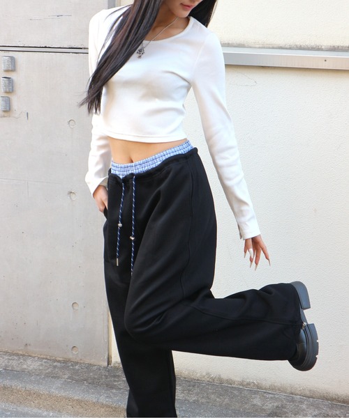 ALLuRing ChaRm(アリュリングチャーム)の「Double Waist Layered Petite Pants / ダブルウエストレイヤードペチパンツ(スウェットパンツ・レディース・グレー/ブラック・S/M)」の9枚目の写真