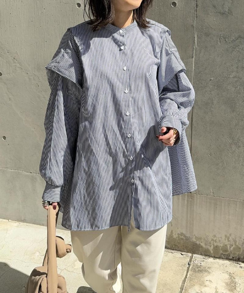 aquagarage（アクアガレージ）の「ショルダータックドレープシャツ（シャツ/ブラウス・レディース・オフホワイト/ストライプ・M）」の10枚目の写真