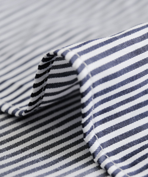 aquagarage（アクアガレージ）の「ショルダータックドレープシャツ（シャツ/ブラウス・レディース・オフホワイト/ストライプ・M）」の18枚目の写真