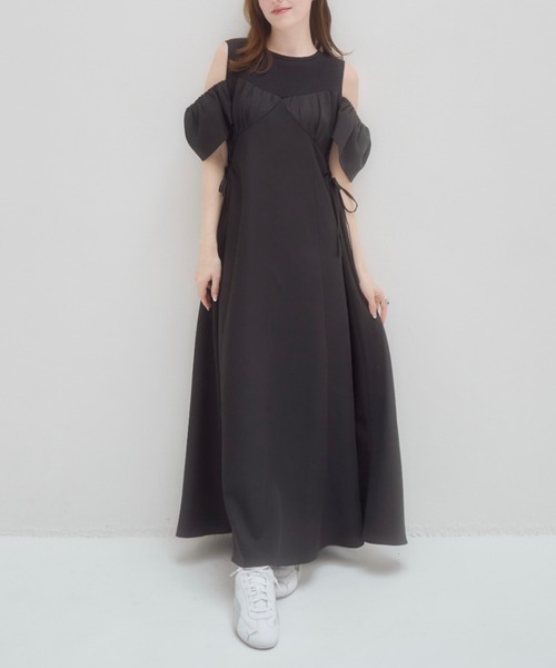 mellowneon（メロウネオン）の「4wayドッキングワンピース/ペチコートセット（ワンピース・レディース・アイボリー/ブラック・SMALL/MEDIUM）」の2枚目の写真