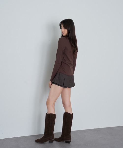 RAY CASSIN（レイカズン）の「【リバイバル/7色展開】Vネックヘンリー胸刺繍ロングTシャツ（Tシャツ/カットソー・レディース・グリーン/ネイビー/グレー/アイボリー/ホワイト系その他/ブラック/グレー系その他2/レッド系その他2/ブラウン・FREE）」の14枚目の写真