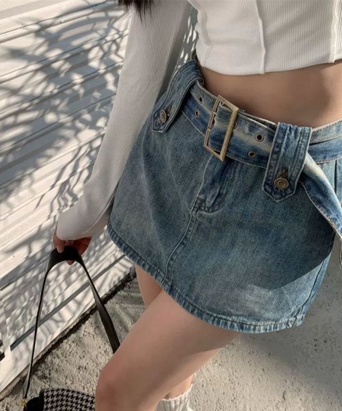 LETee(レティー)の「デニム/インナーショートパンツミニスカート(デニムパンツ・レディース・ブラック/ブルー・S/M)」の5枚目の写真