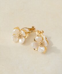 メタルフラワーイヤリング
