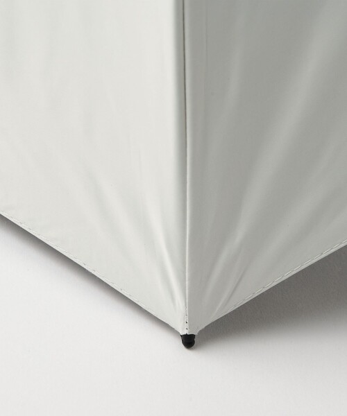 BEAUTY&YOUTH UNITED ARROWS（ビューティーアンドユースユナイテッドアローズ）の「傘ソムリエ監修 QUICK SHUT 折り畳み傘 -晴雨兼用 -（折りたたみ傘・レディース・ライトグレー/ブラック・FREE）」の9枚目の写真