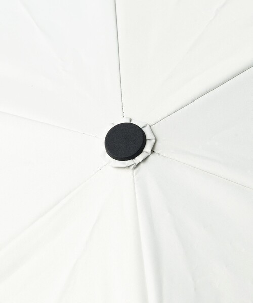 BEAUTY&YOUTH UNITED ARROWS（ビューティーアンドユースユナイテッドアローズ）の「傘ソムリエ監修 QUICK SHUT 折り畳み傘 -晴雨兼用 -（折りたたみ傘・レディース・ライトグレー/ブラック・FREE）」の10枚目の写真