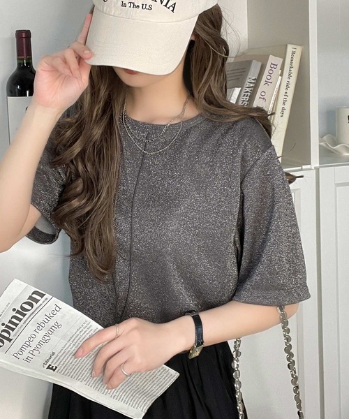classicalelf(クラシカルエルフ)の「光を纏う。センターメロウシアーラメ半袖Tシャツ(Tシャツ/カットソー・レディース・ブルー/ブラック/ライトグレー/ベージュ・LARGE/SMALL/X-LARGE/MEDIUM)」の19枚目の写真