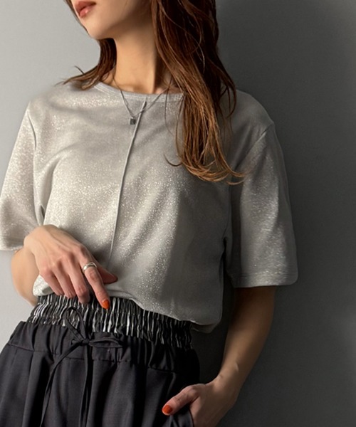 classicalelf(クラシカルエルフ)の「光を纏う。センターメロウシアーラメ半袖Tシャツ(Tシャツ/カットソー・レディース・ブルー/ブラック/ライトグレー/ベージュ・LARGE/SMALL/X-LARGE/MEDIUM)」の13枚目の写真