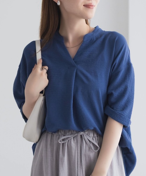 NAVY（ネイビー）の「nAvy SARARI ウェーブスキッパーシャツ（シャツ/ブラウス・レディース・ブラック/ブルー/オレンジ/ベージュ/チャコールグレー・M/L）」の4枚目の写真