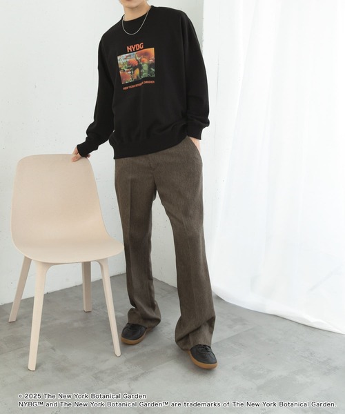 SENSE OF PLACE by URBAN RESEARCH(センスオブプレイスバイアーバンリサーチ)の「NYBG クルーネックルーズスウェットB(スウェット・メンズ・ブラック/ブルー/ホワイト・MEDIUM/LARGE)」の10枚目の写真