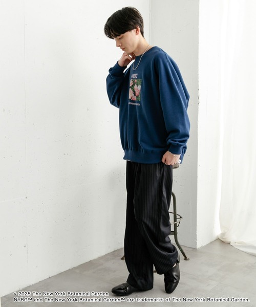 SENSE OF PLACE by URBAN RESEARCH(センスオブプレイスバイアーバンリサーチ)の「NYBG クルーネックルーズスウェットB(スウェット・メンズ・ブラック/ブルー/ホワイト・MEDIUM/LARGE)」の17枚目の写真