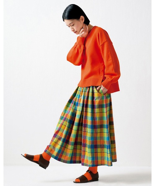 Sunny clouds(サニークラウズ)の「サニークラウズ トレセーター(ニット/セーター・レディース・オレンジ/イエロー・LL/L/M)」の9枚目の写真