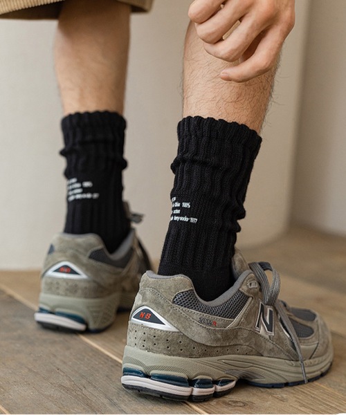 UNDERSTATEMENTs（アンダーステイトメント）の「【ユニセックス】バックロゴプリントソックス（ソックス/靴下・メンズ・グレー/ブラック/ホワイト/ベージュ・FREE）」の2枚目の写真