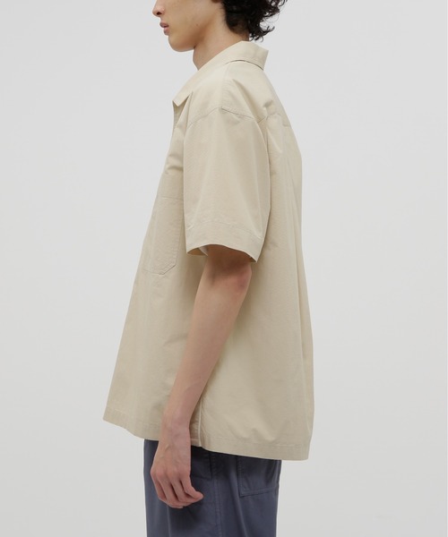 MHL.（エムエイチエル）の「COTTON CORD SHIRTING（シャツ/ブラウス・メンズ・チャコール/オフホワイト・SMALL/MEDIUM/LARGE）」の4枚目の写真
