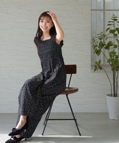 cloche オフショルダーオールインワン セール】2wayオフショルダーフリルオールインワン（つなぎ